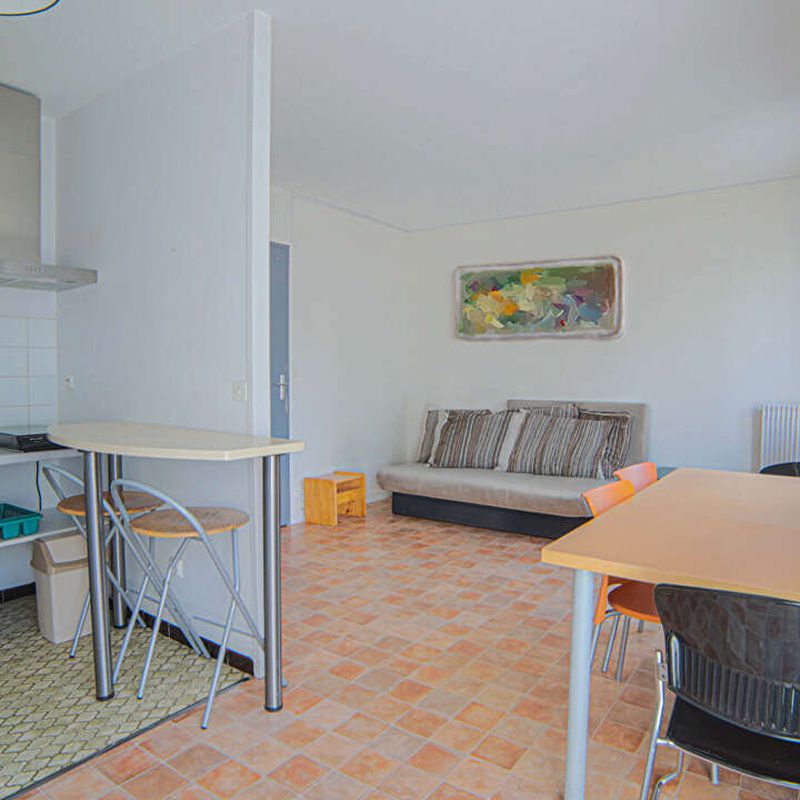 Location appartement 1 pièce 27 m² Rouen (76000)