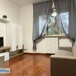 Rent 1 bedroom house of 70 m² in Milan
