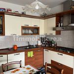 Rent 5 bedroom house of 130 m² in Cascina