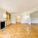 Huur 4 slaapkamer appartement van 215 m² in Sint-Lambrechts-Woluwe
