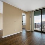 Rent 1 bedroom apartment of 740 m² in Chicago