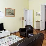 Rent 1 bedroom apartment of 70 m² in Bordeaux