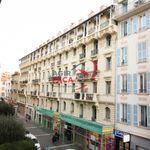 Appartement de 64 m² avec 3 chambre(s) en location à Nice