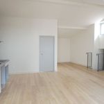 Rent 4 bedroom apartment of 84 m² in nimes