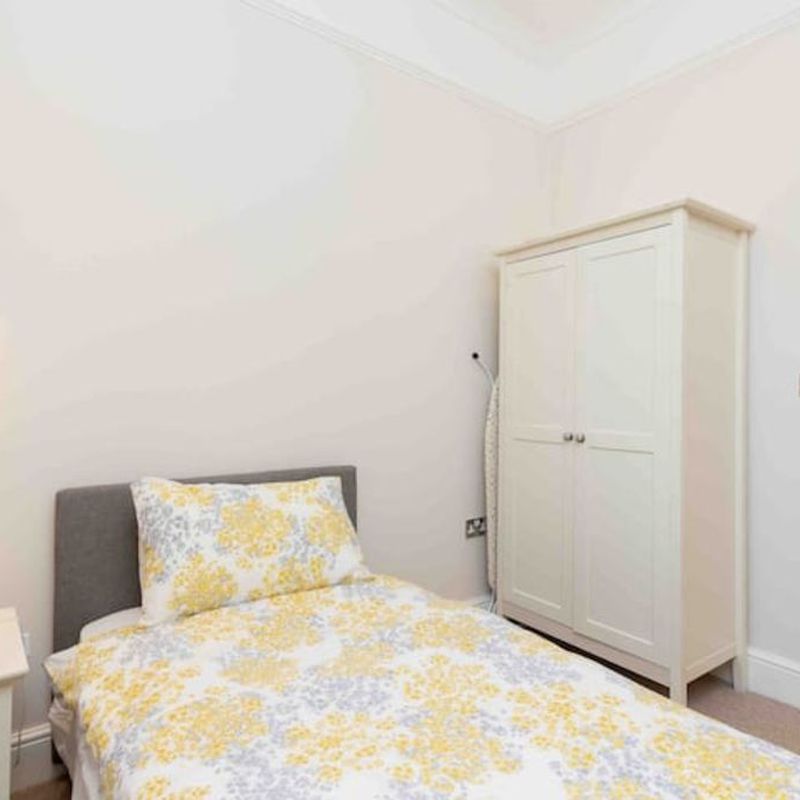 Exclusive1 Bedroom Retreat (Has an Apartment) Neithrop