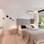 Rent 4 bedroom house of 300 m² in Las Brisas