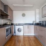 Rent 2 bedroom flat of 63 m² in london
