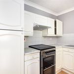 Rent 2 bedroom apartment of 479 m² in London