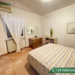 Affitto 5 camera casa di 85 m² in Manfredonia