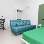 Rent 1 bedroom house of 35 m² in Napoli