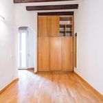Rent 1 bedroom apartment of 42 m² in Barcelona