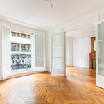 Appartement de 34 m² avec 3 chambre(s) en location à Paris