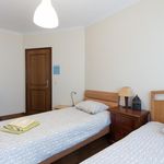 Rent 5 bedroom house in Porto