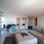 Rent 2 bedroom apartment of 131 m² in Kirkland