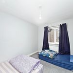 Rent 2 bedroom flat in Mitcham
