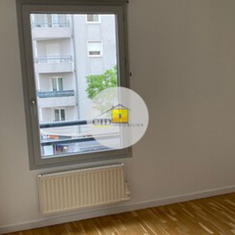 Appartement - 2 pièces - 52,59 m² - Bron