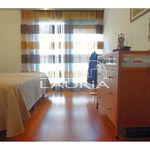 Alquilo 3 dormitorio apartamento de 147 m² en Valencia