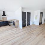 Rent 3 bedroom apartment of 52 m² in Avranches