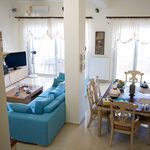 Rent 4 bedroom house of 250 m² in Xylokastro