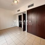 Rent 4 bedroom house of 132 m² in Dubai