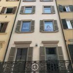 Affitto 5 camera casa di 240 m² in Varese