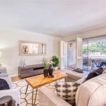 Rent 3 bedroom apartment of 127 m² in Laguna Hills