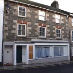 Rent 6 bedroom flat in Penryn