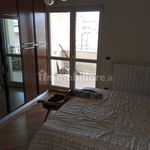 Affitto 5 camera appartamento di 150 m² in Vibo Valentia