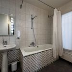Rent 3 bedroom apartment of 57 m² in Paris