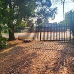Rent 3 bedroom house of 1276 m² in City of Tshwane