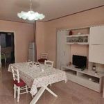 Affitto 3 camera appartamento di 90 m² in Maruggio