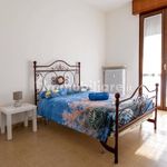 Rent 3 bedroom apartment of 85 m² in Desenzano del Garda