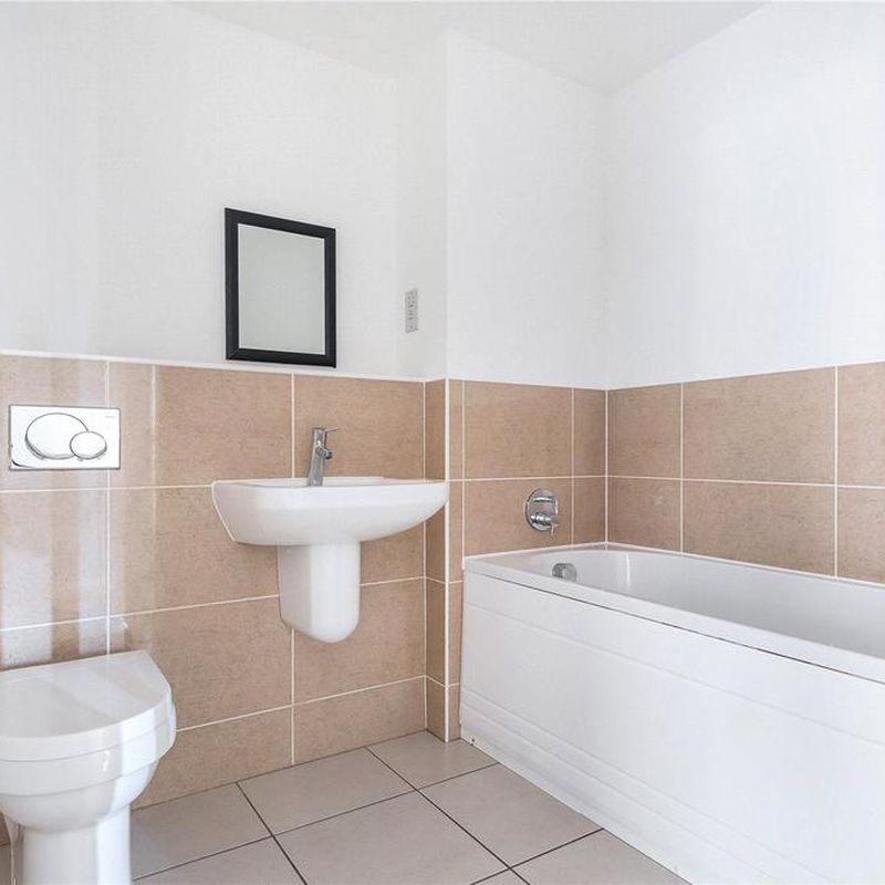 2 bedroom apartment to rent Kings Hill