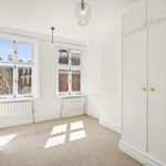 Rent 3 bedroom apartment of 124 m² in London