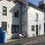 Rent 4 bedroom apartment in Brighton
