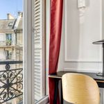 Rent 2 bedroom apartment of 81 m² in Paris