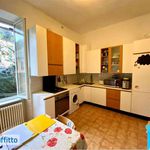 Affitto 5 camera appartamento di 90 m² in Genova