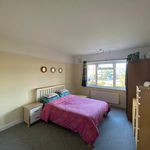 Rent 3 bedroom flat in Worthing