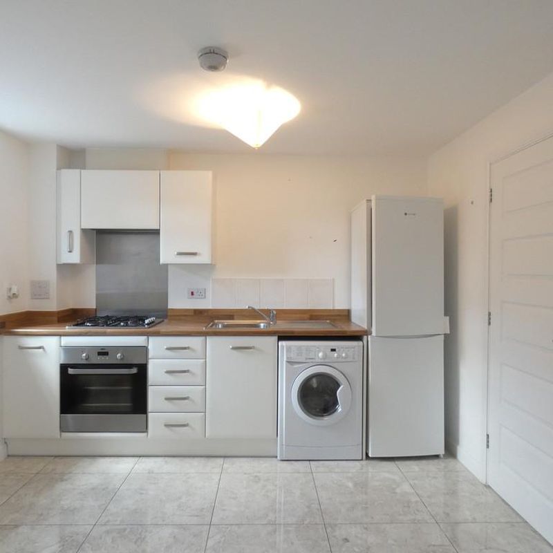 2 bedroom end of terrace house to rent Kempston