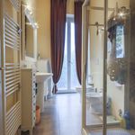 Rent 2 bedroom apartment of 130 m² in Fiesole