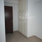 Rent 3 bedroom apartment of 8400 m² in Kalamaki