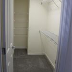 Rent 2 bedroom apartment of 1596 m² in Newington