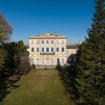 Rent 5 bedroom apartment of 200 m² in Podenzano