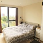 Rent 3 bedroom flat in Salford