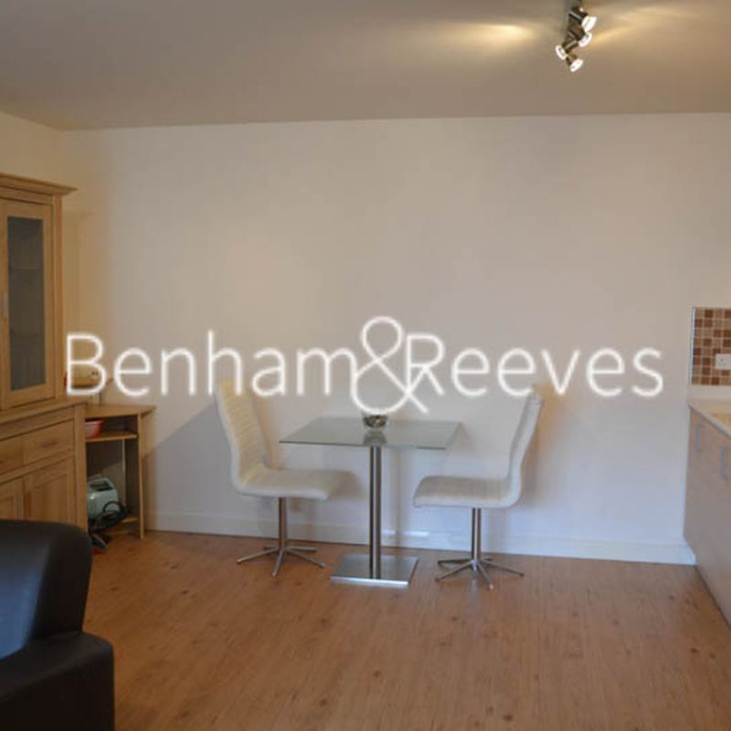 1 bedroom(s) flat to rent in Boulevard Drive, Colindale, NW9, London Grahame Park