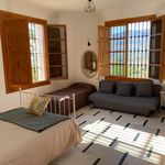 Rent 5 bedroom house in Álora