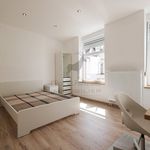 Huur 4 slaapkamer huis van 250 m² in Charleroi