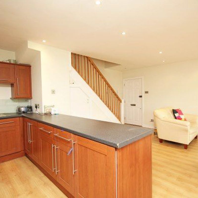 Flat to rent in New Dover Road, Canterbury CT1 St Martin's