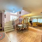 Rent 6 bedroom house of 600 m² in Mersin
