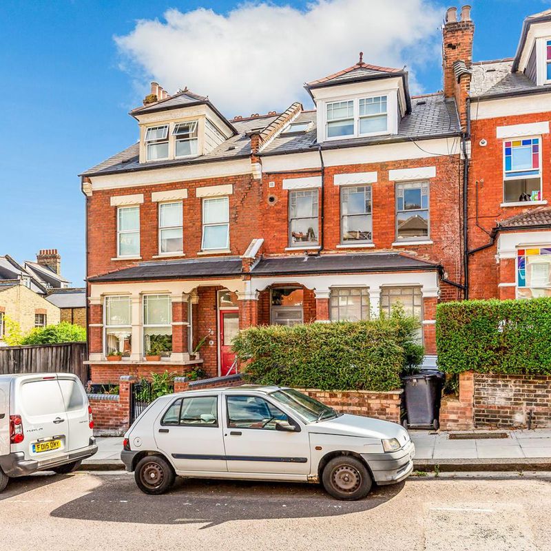 within a beautiful period conversion in Crouch End Hornsey